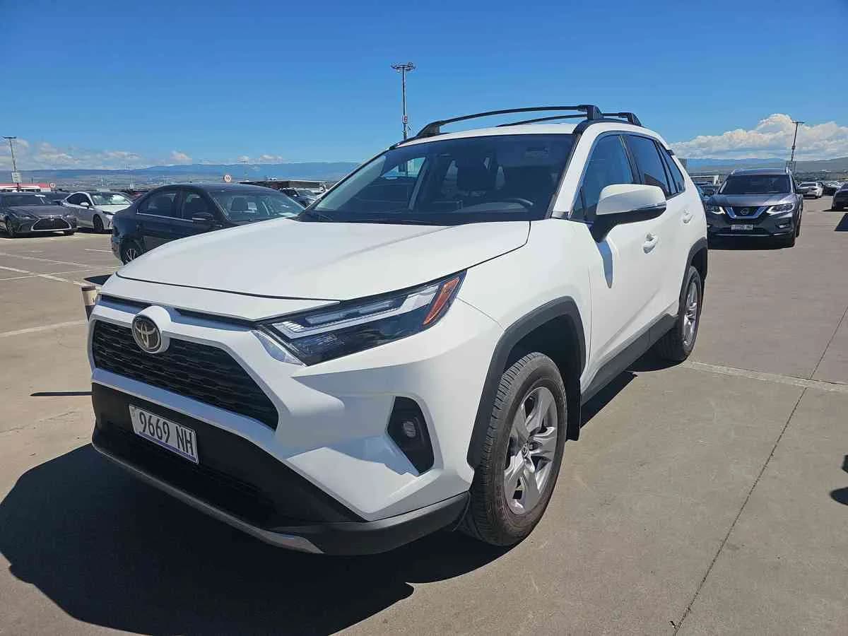 TOYOTA RAV4 - 1