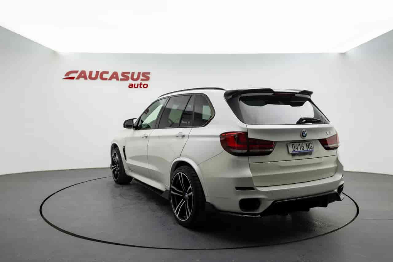 BMW X5 - 6