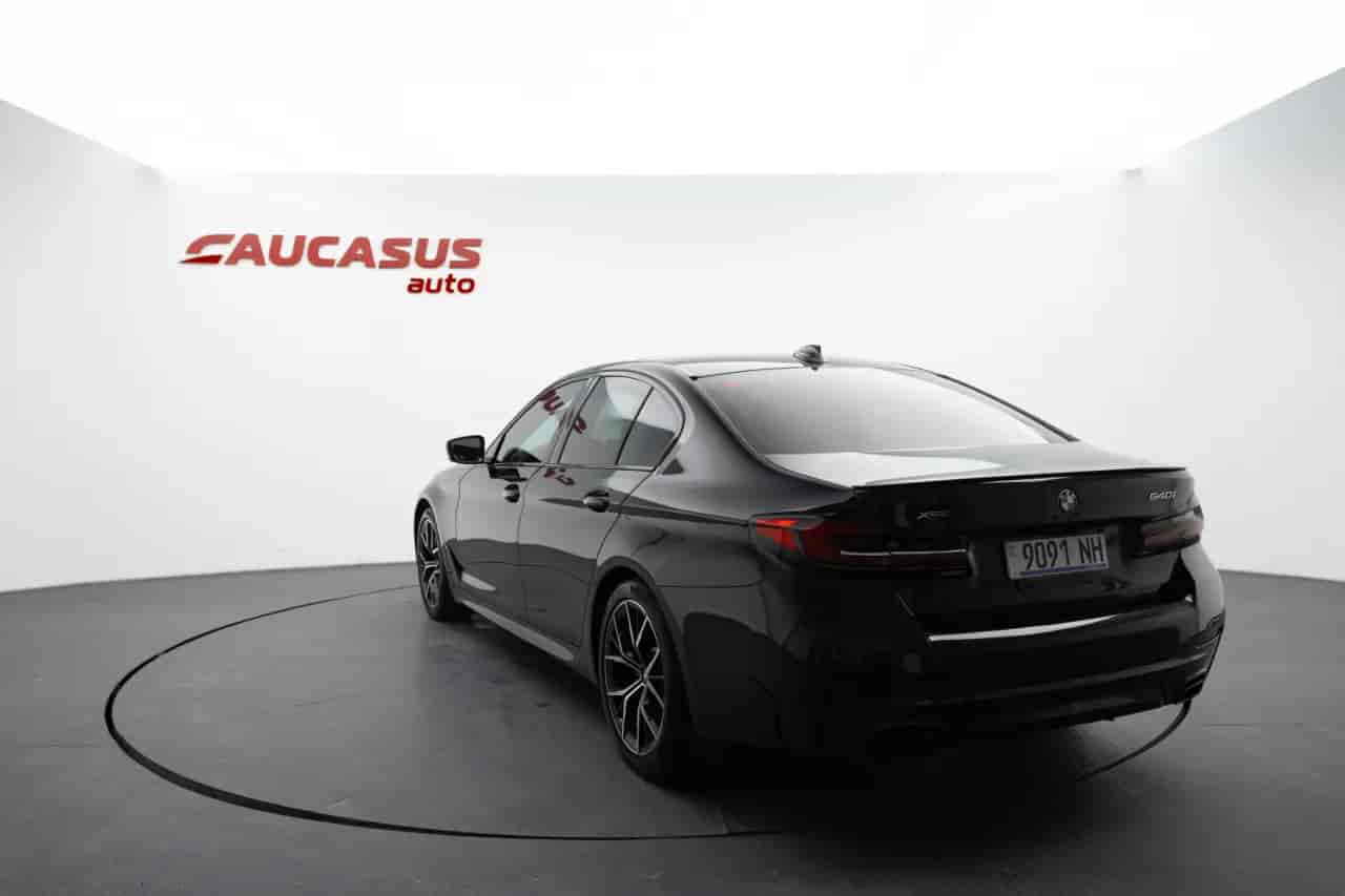 BMW 540i - 6