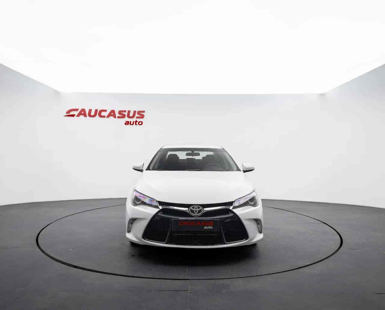 TOYOTA Camry - 2