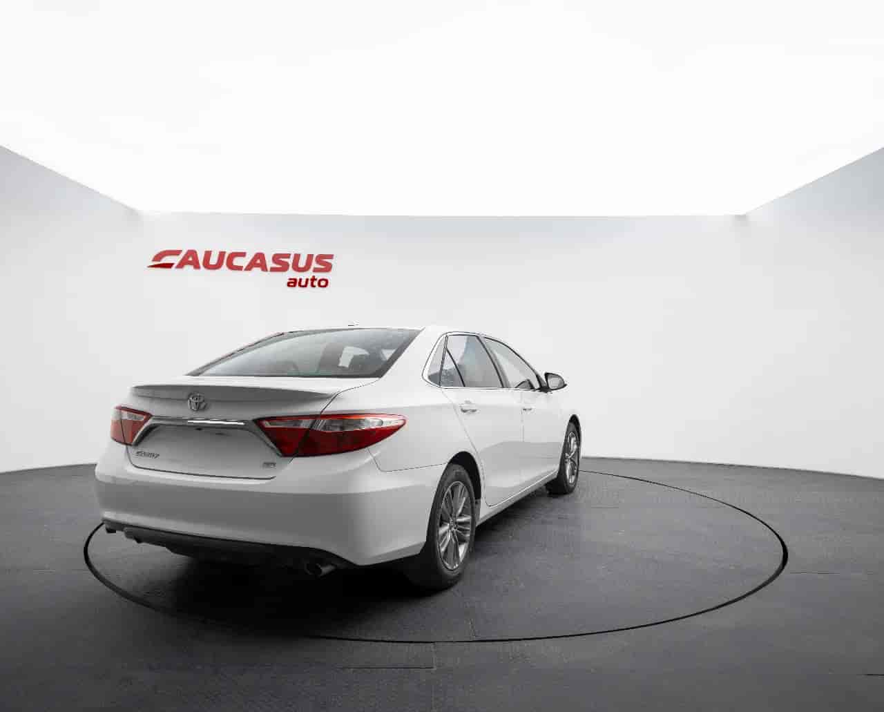 TOYOTA Camry - 4