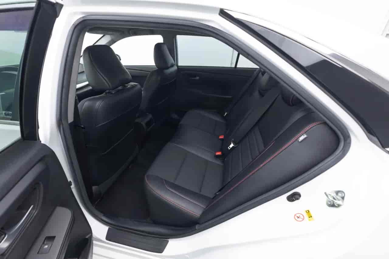 TOYOTA Camry - 7