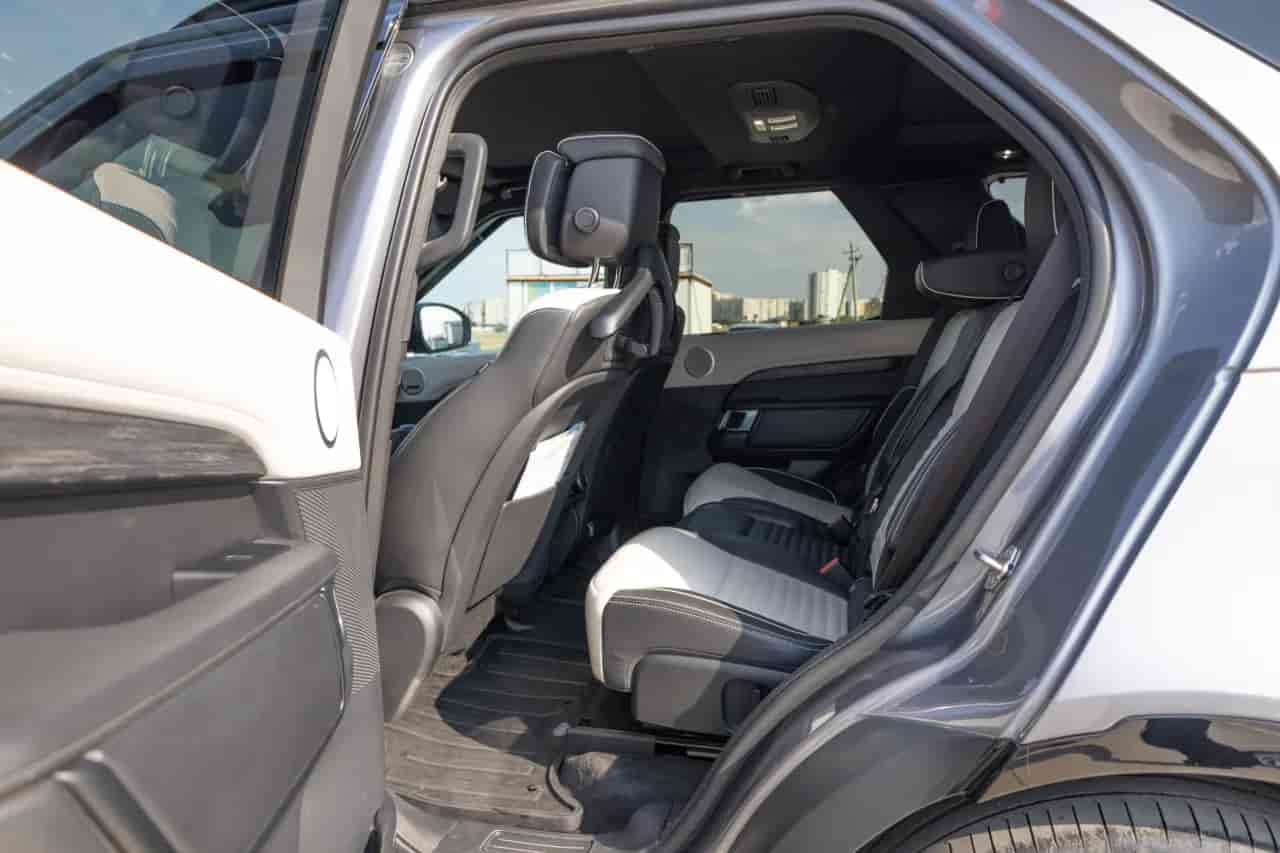 LAND ROVER Discovery - 7