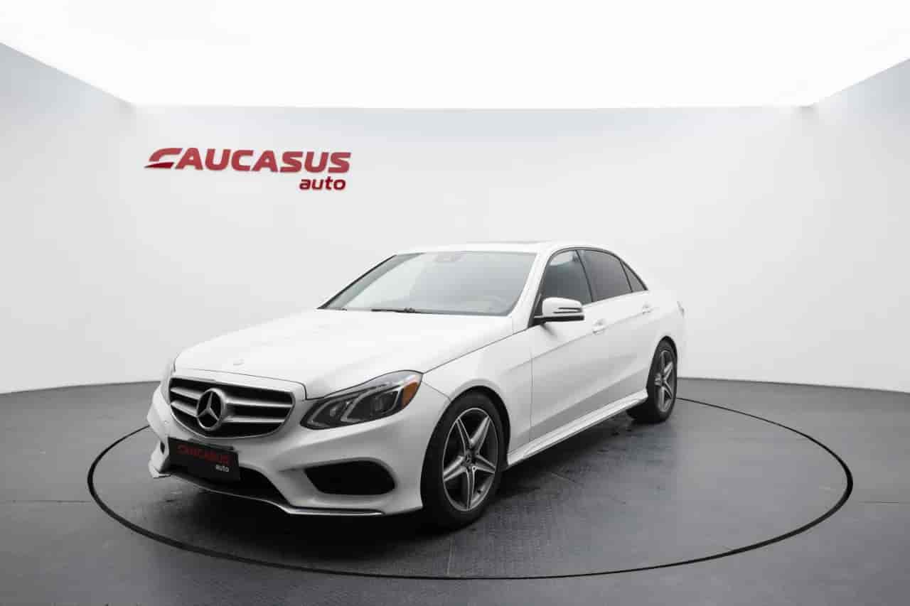 MERCEDES-BENZ E-Class - 1