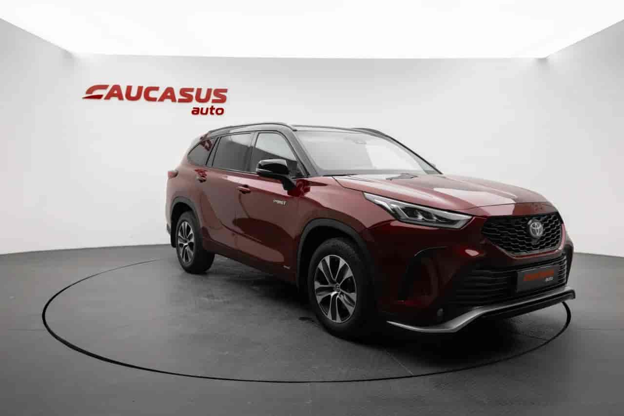 TOYOTA Highlander - 3