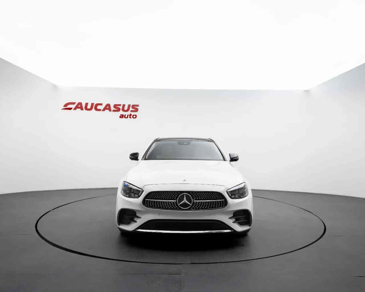 MERCEDES-BENZ E-Class - 2