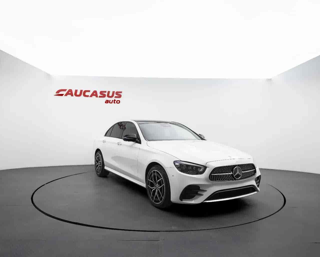 MERCEDES-BENZ E-Class - 3