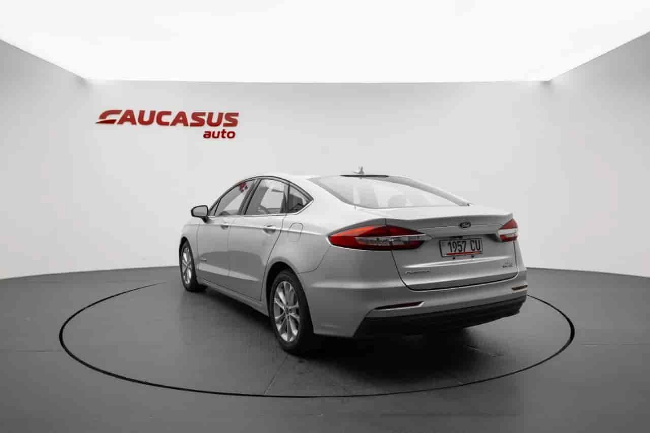 FORD Fusion - 6