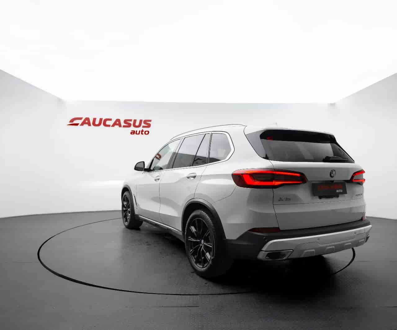 BMW X5 - 6