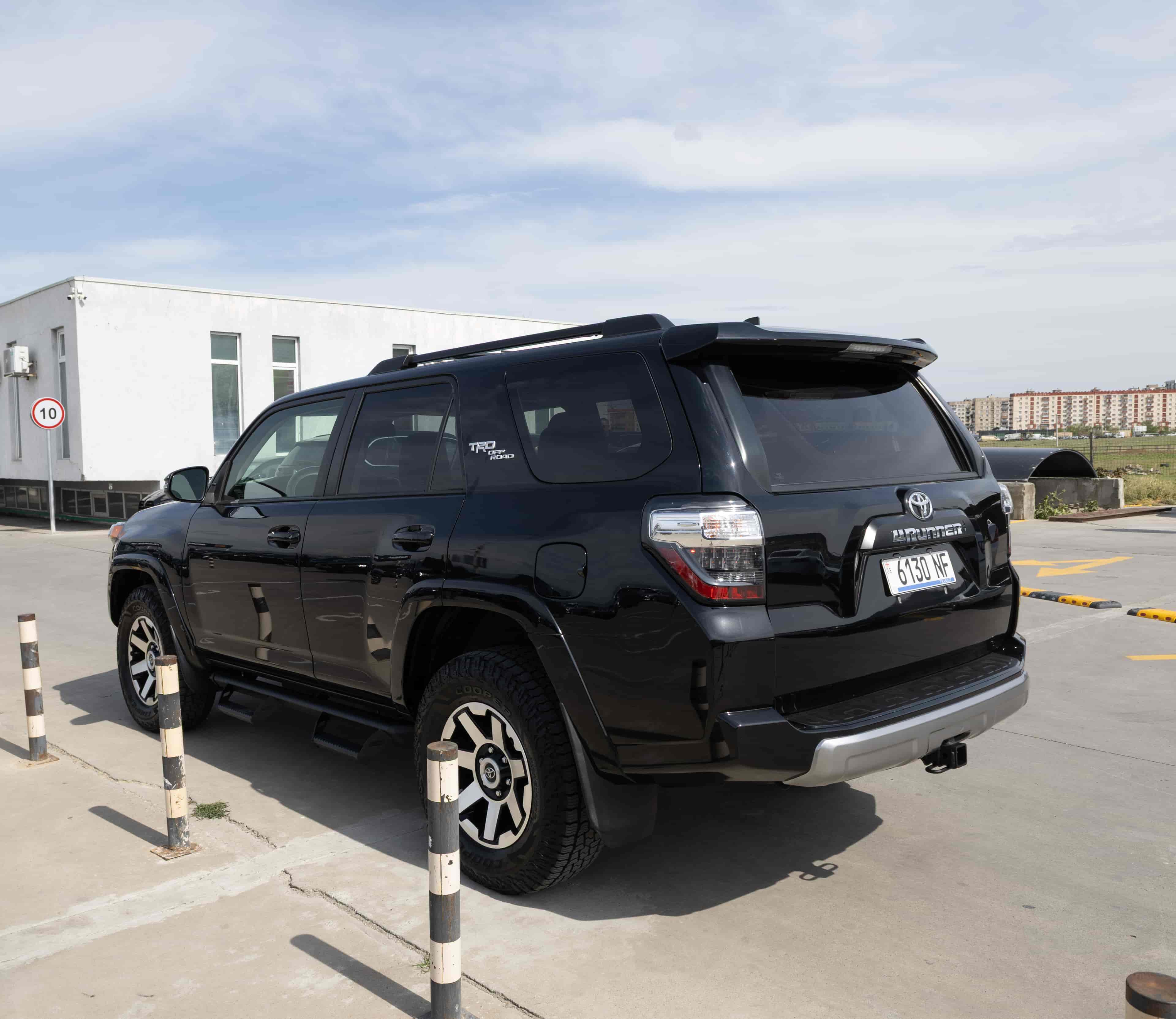 TOYOTA 4Runner - 6