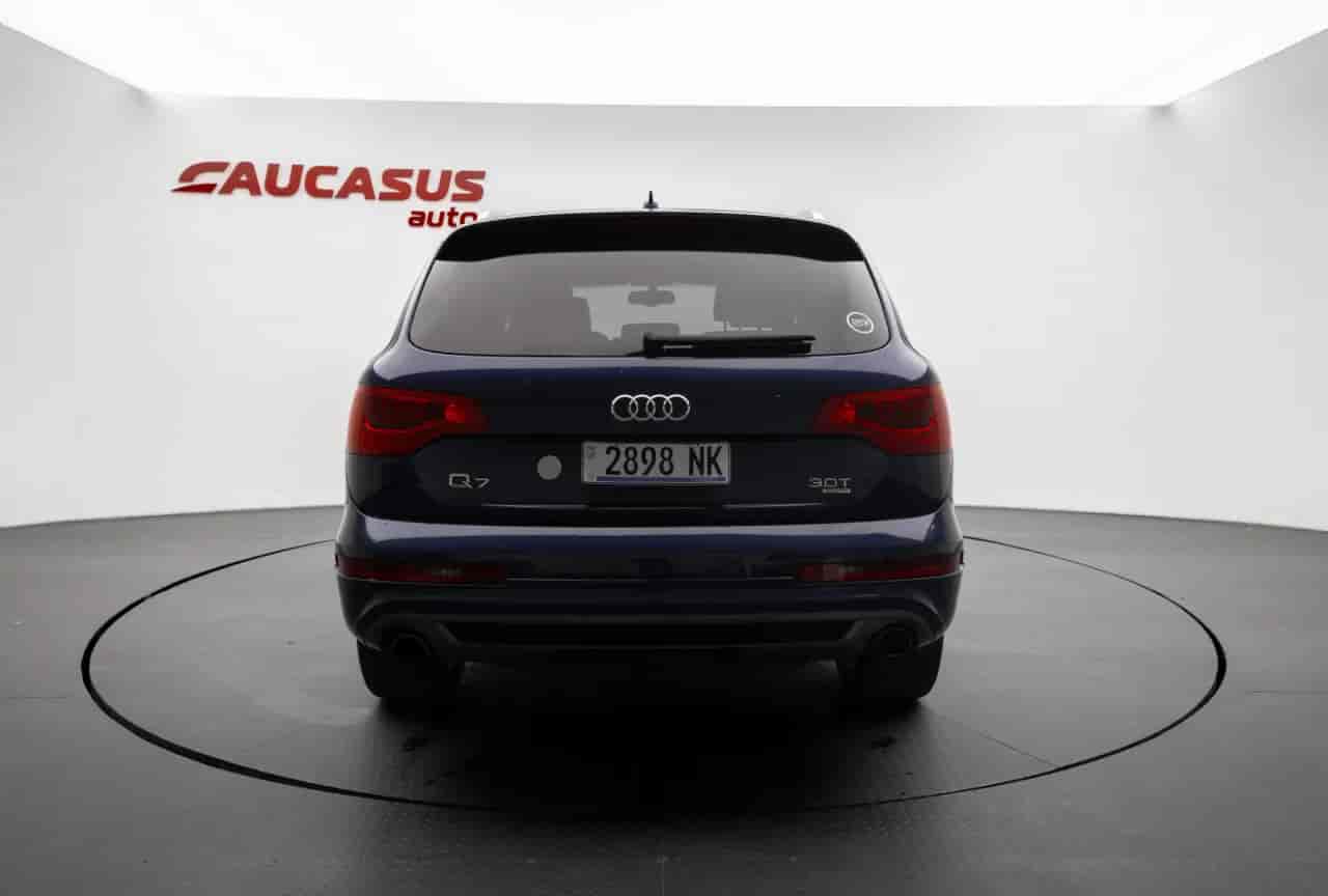 AUDI Q7 - 5