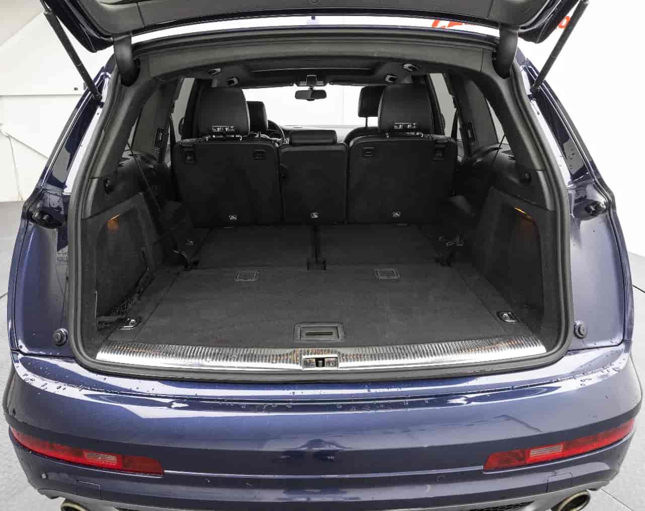 AUDI Q7 - 7