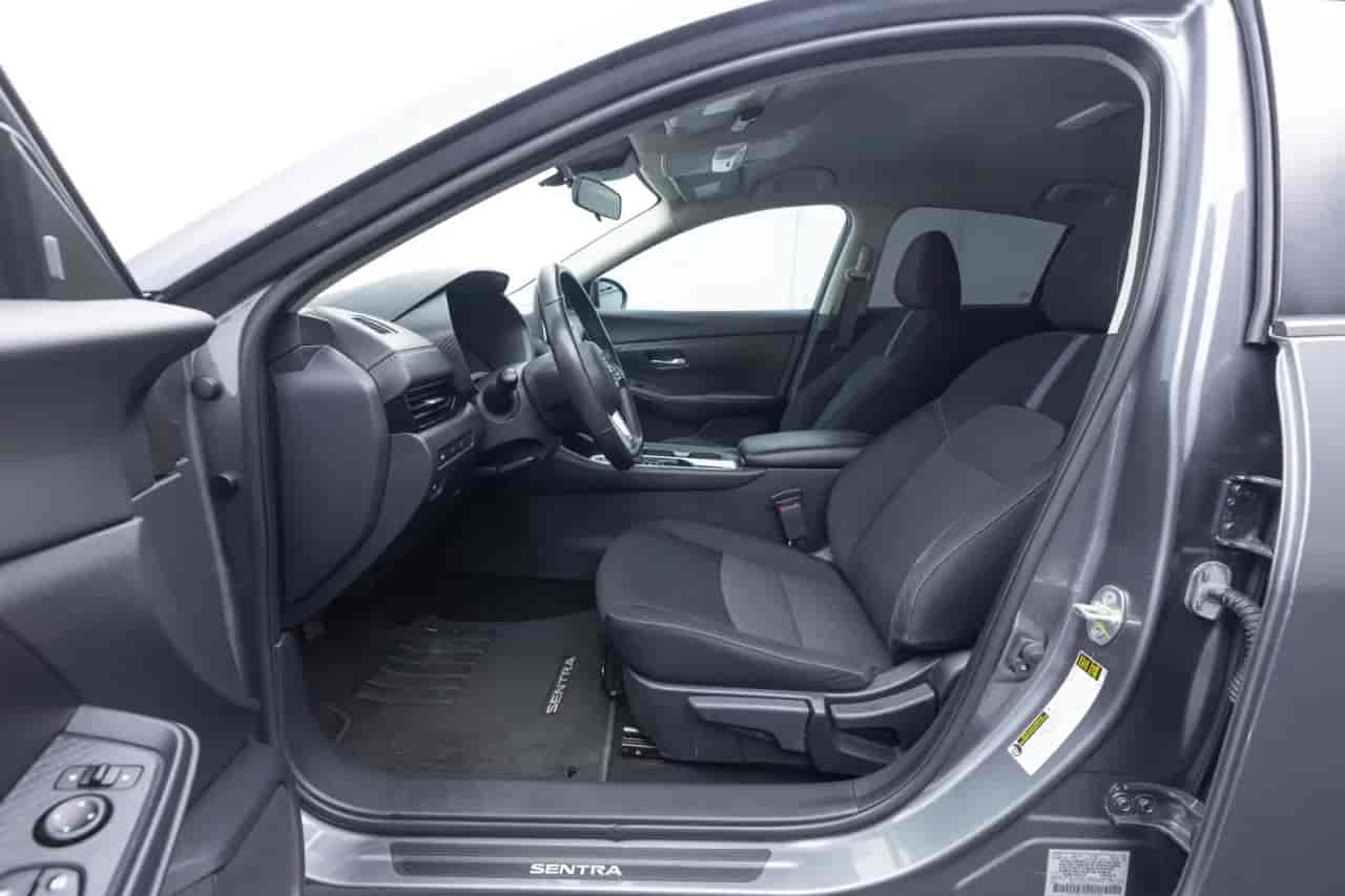 NISSAN Sentra - 10