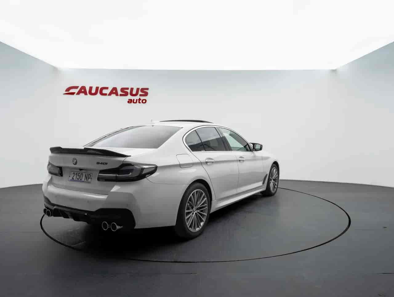 BMW 530i - 4