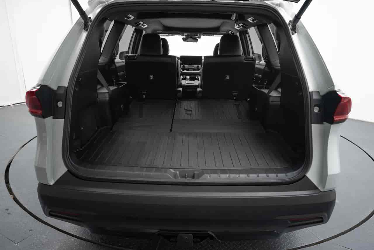 TOYOTA Grand Highlander - 7