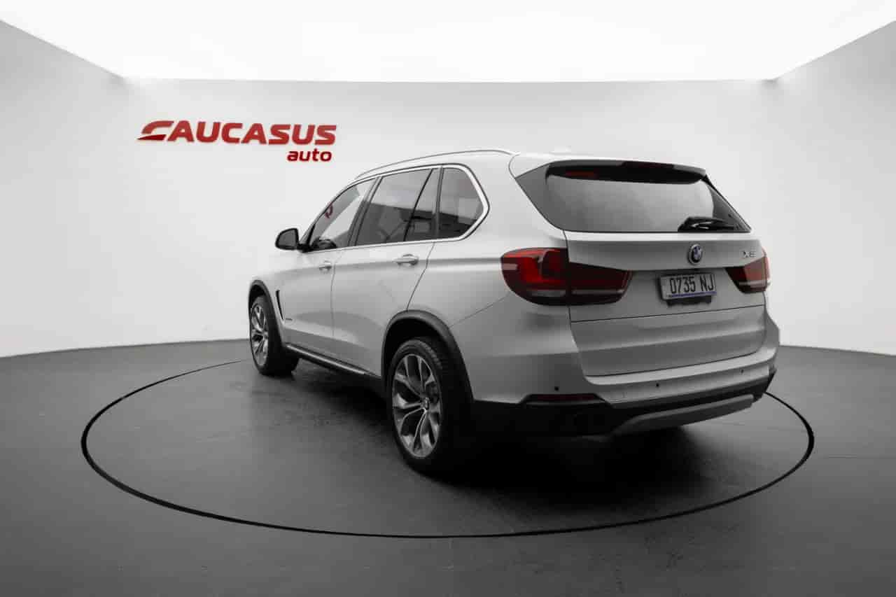 BMW X5 - 6