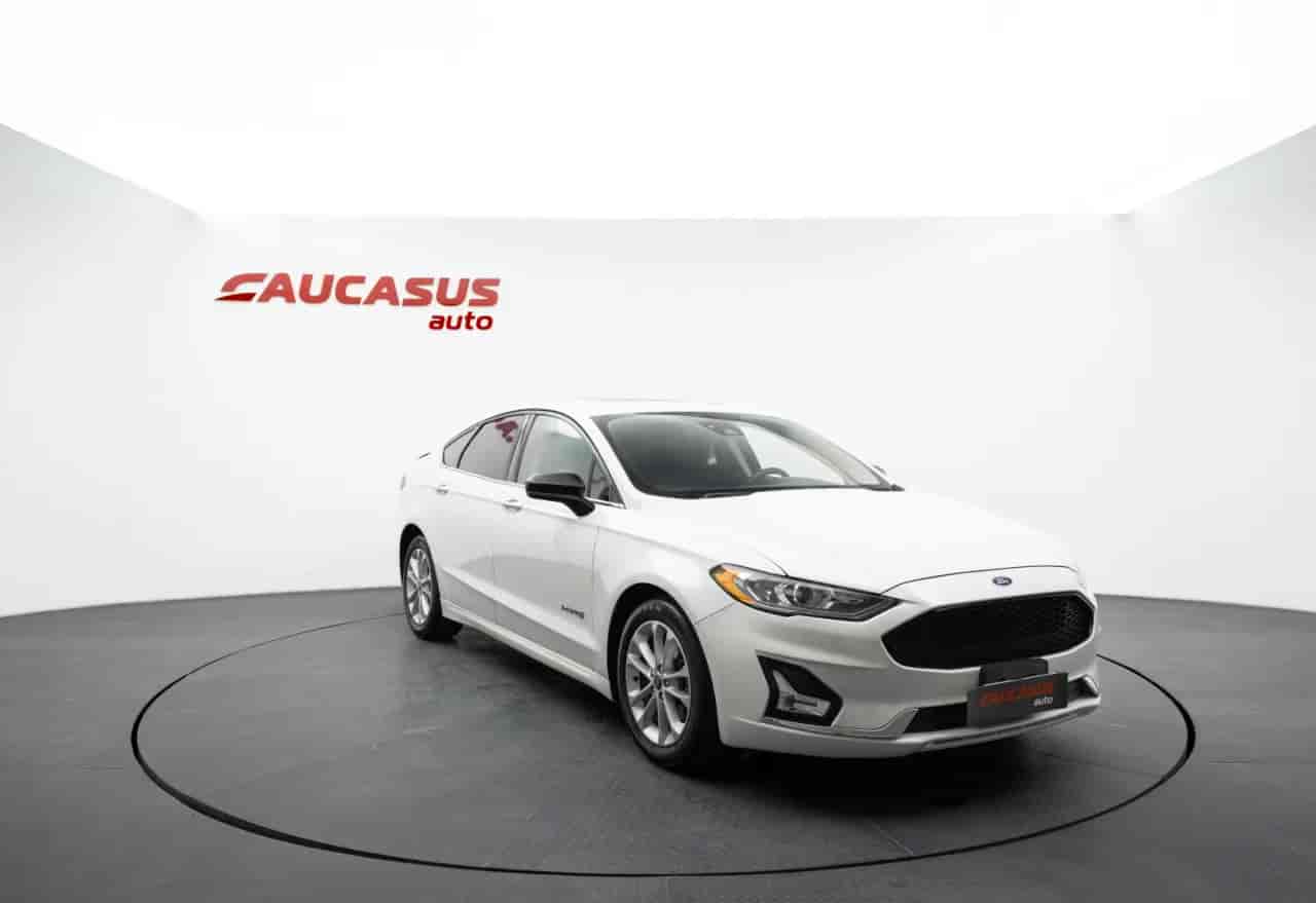 FORD Fusion - 3
