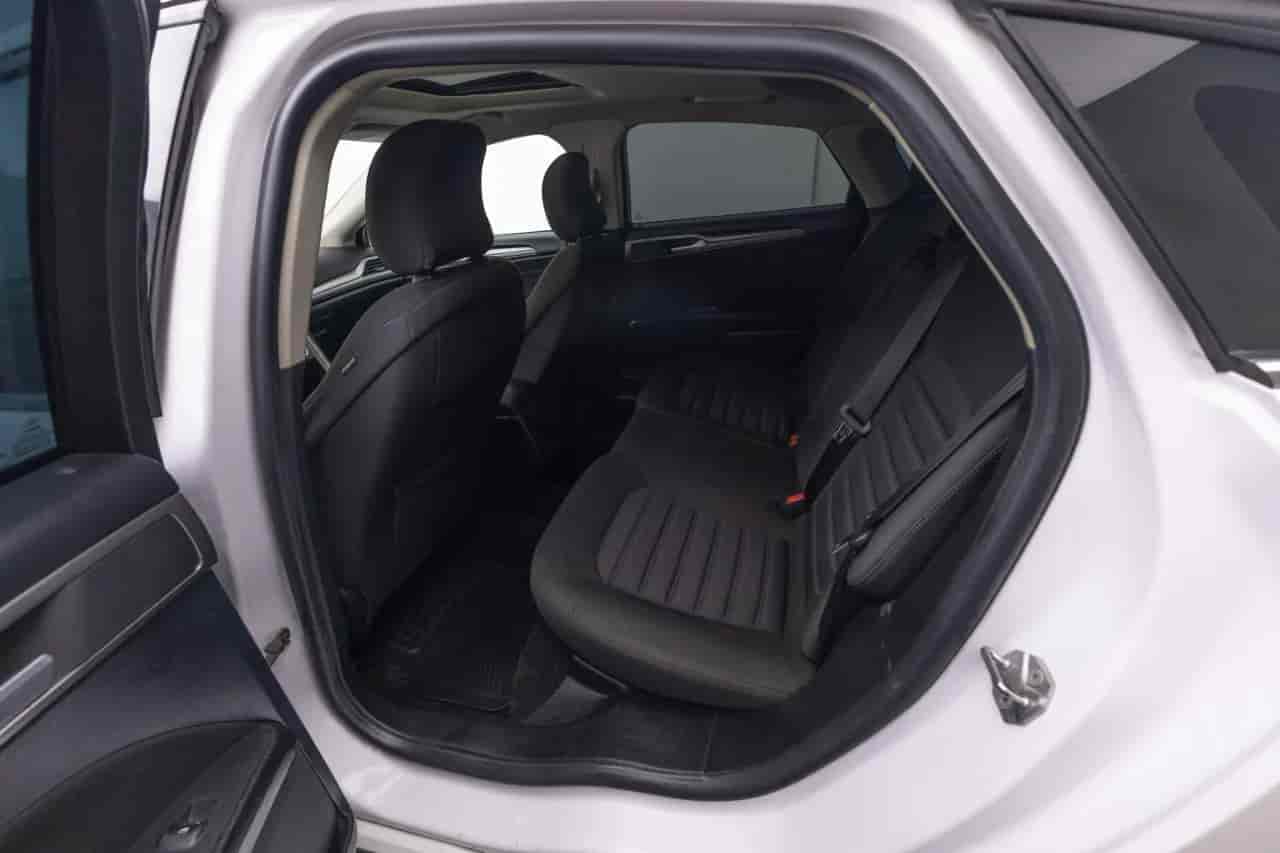 FORD Fusion - 8
