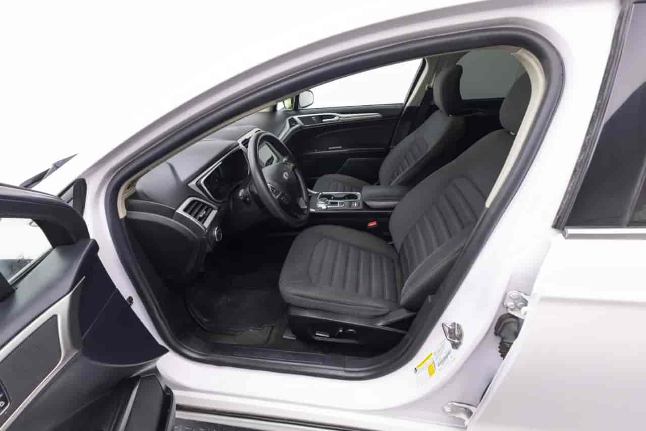 FORD Fusion - 10