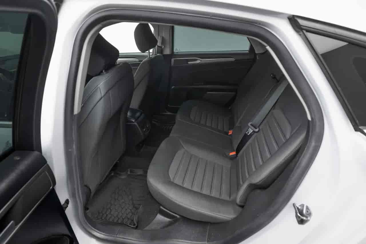 FORD Fusion - 8