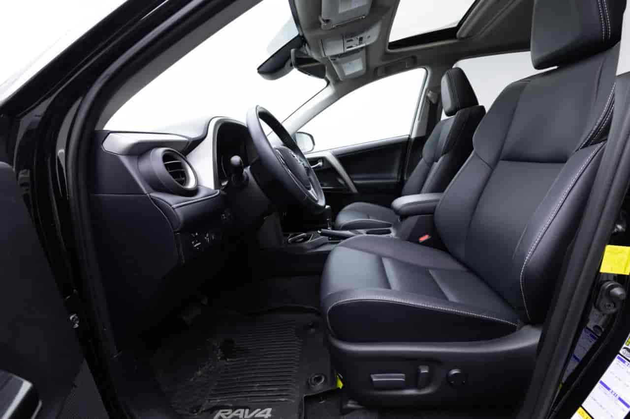TOYOTA RAV4 - 10