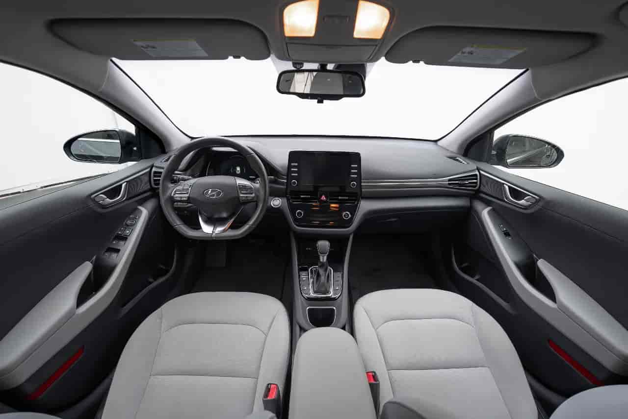 HYUNDAI Ioniq - 9