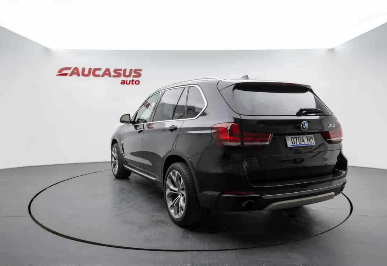 BMW X5 - 6