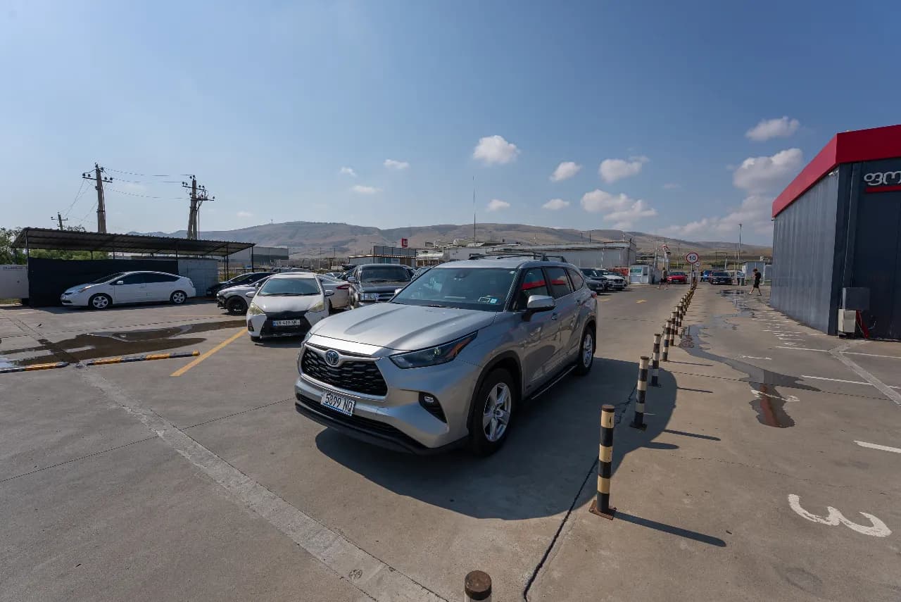 2023 TOYOTA Highlander