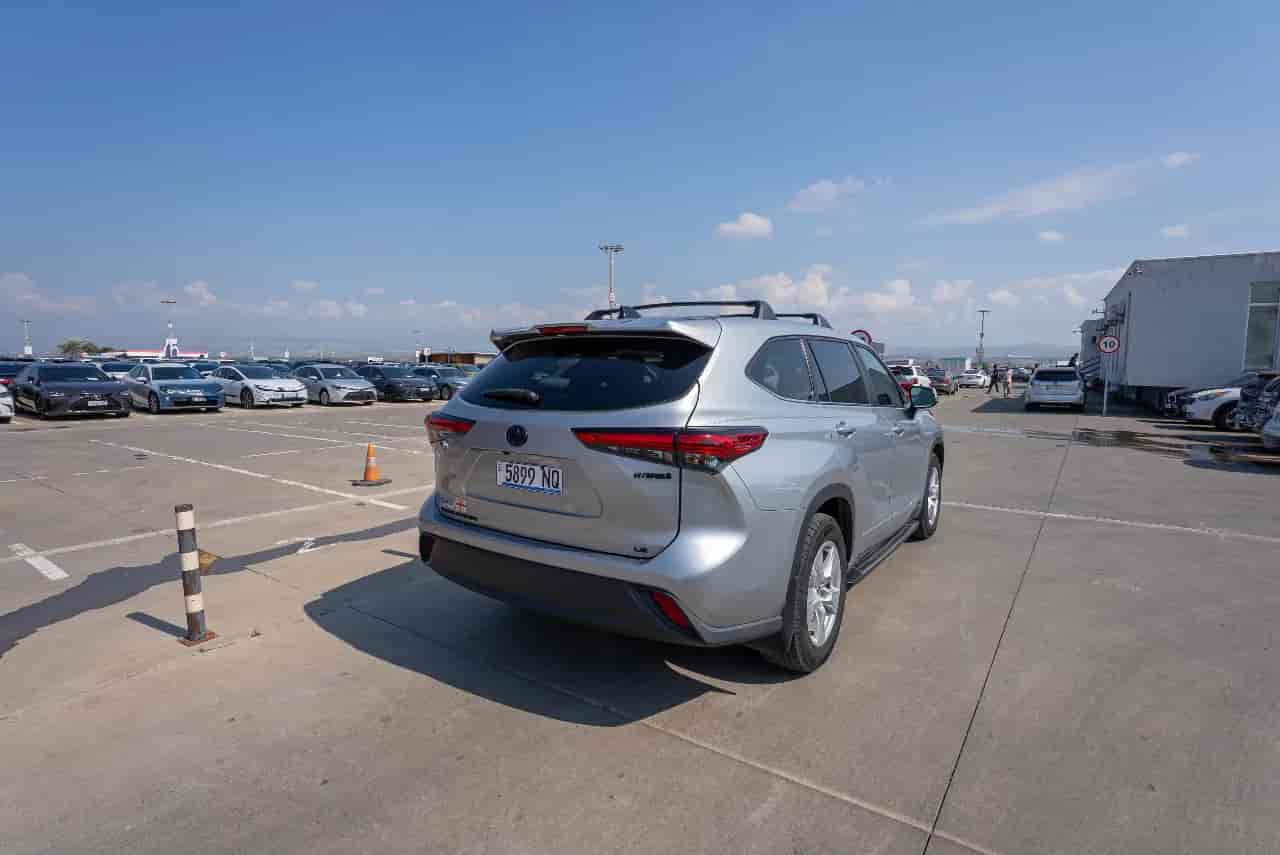 TOYOTA Highlander - 4