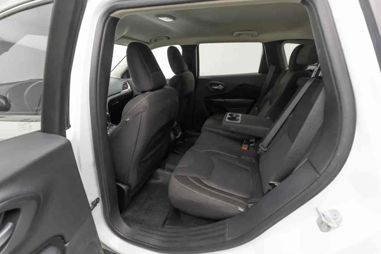 JEEP Cherokee - 8