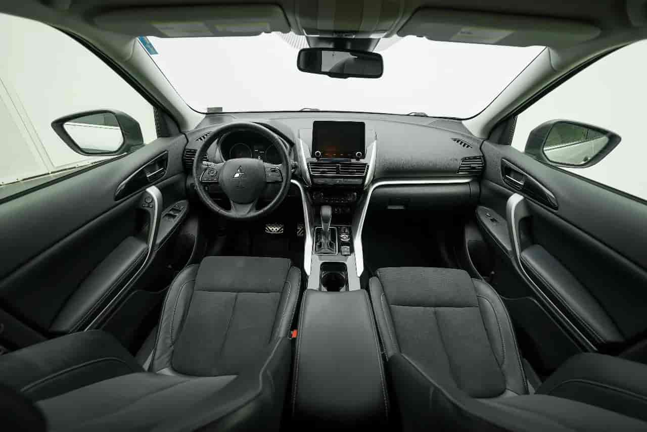 MITSUBISHI Eclipse Cross - 9