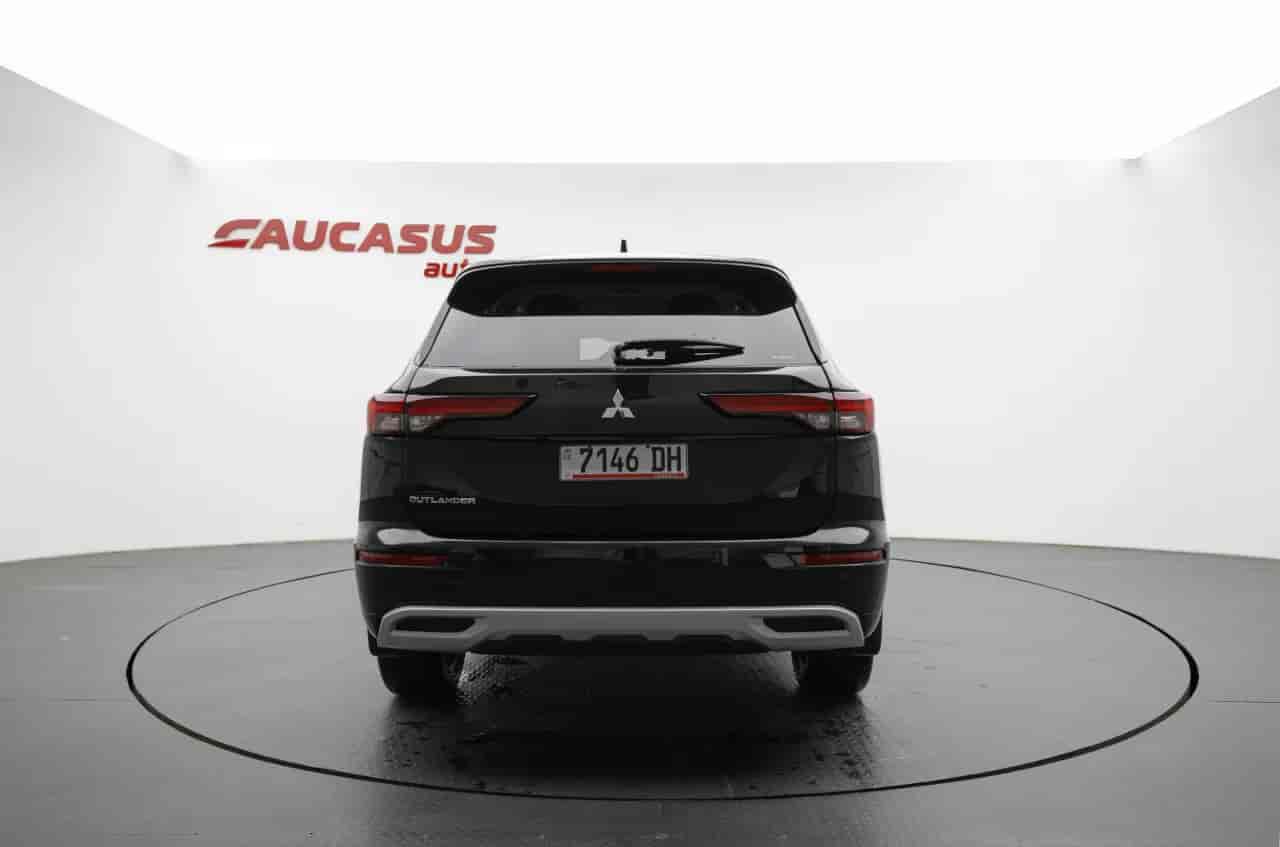 MITSUBISHI Outlander - 5