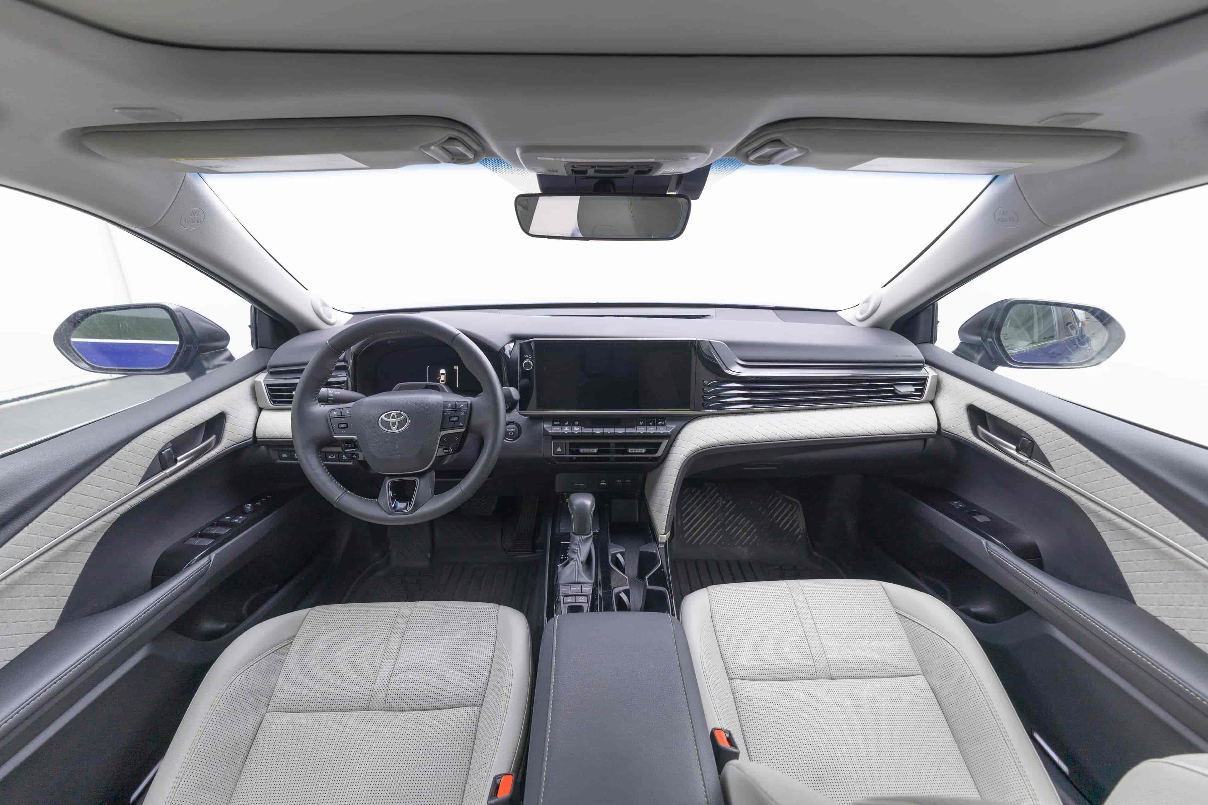 TOYOTA Camry - 8