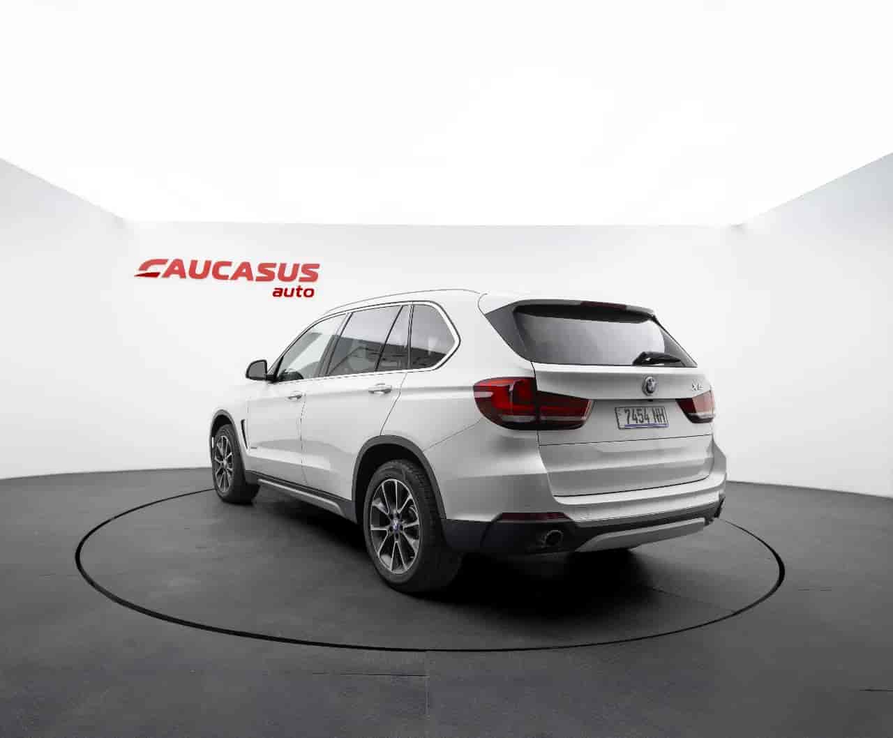 BMW X5 - 6