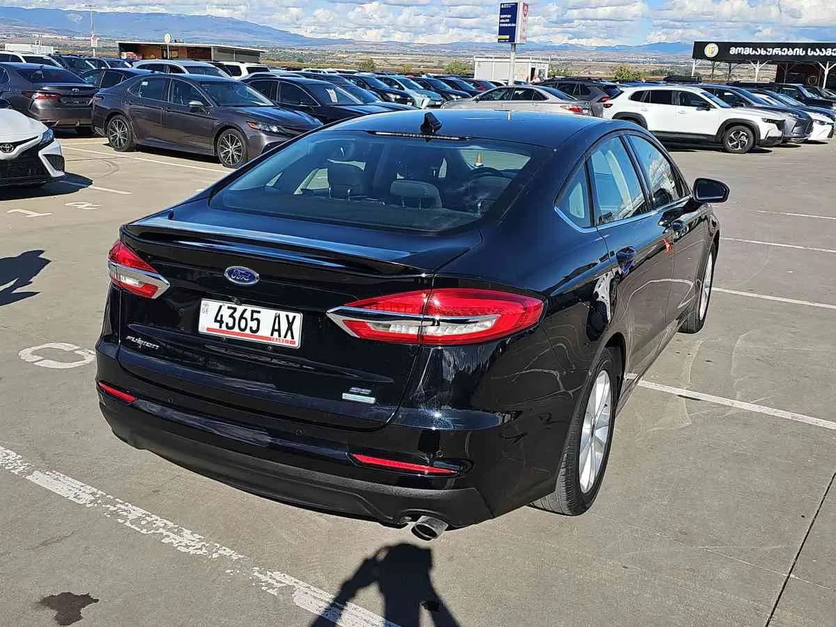 FORD Fusion - 4