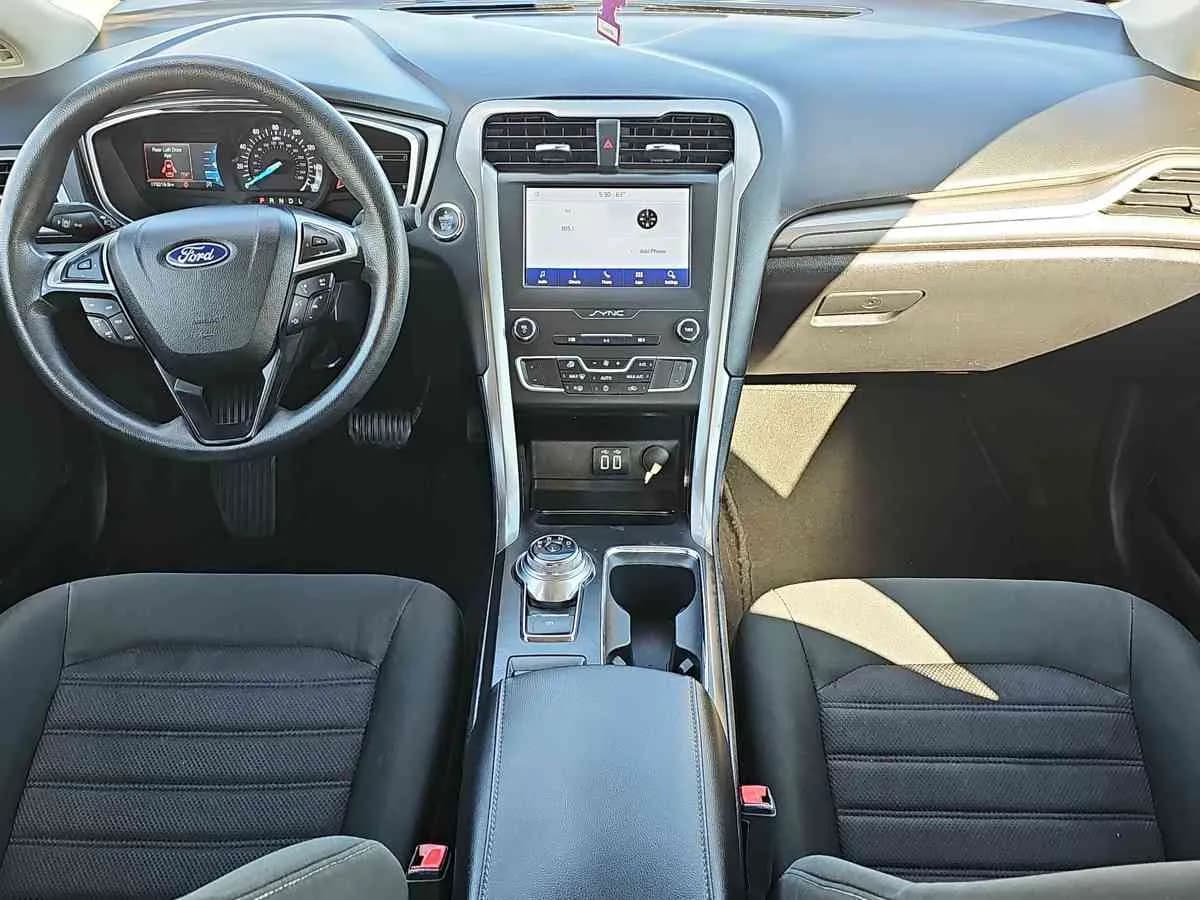 FORD Fusion - 8