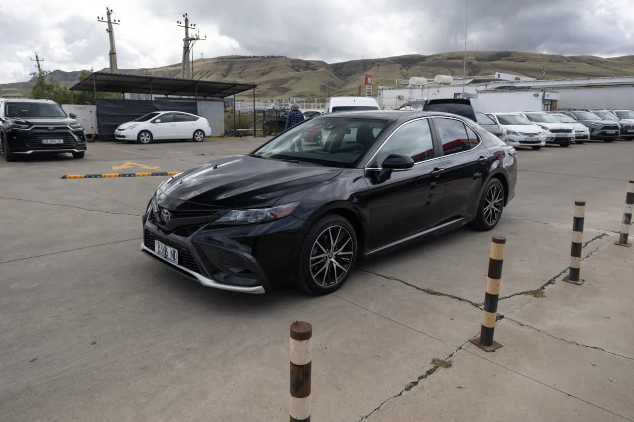 2023 TOYOTA Camry