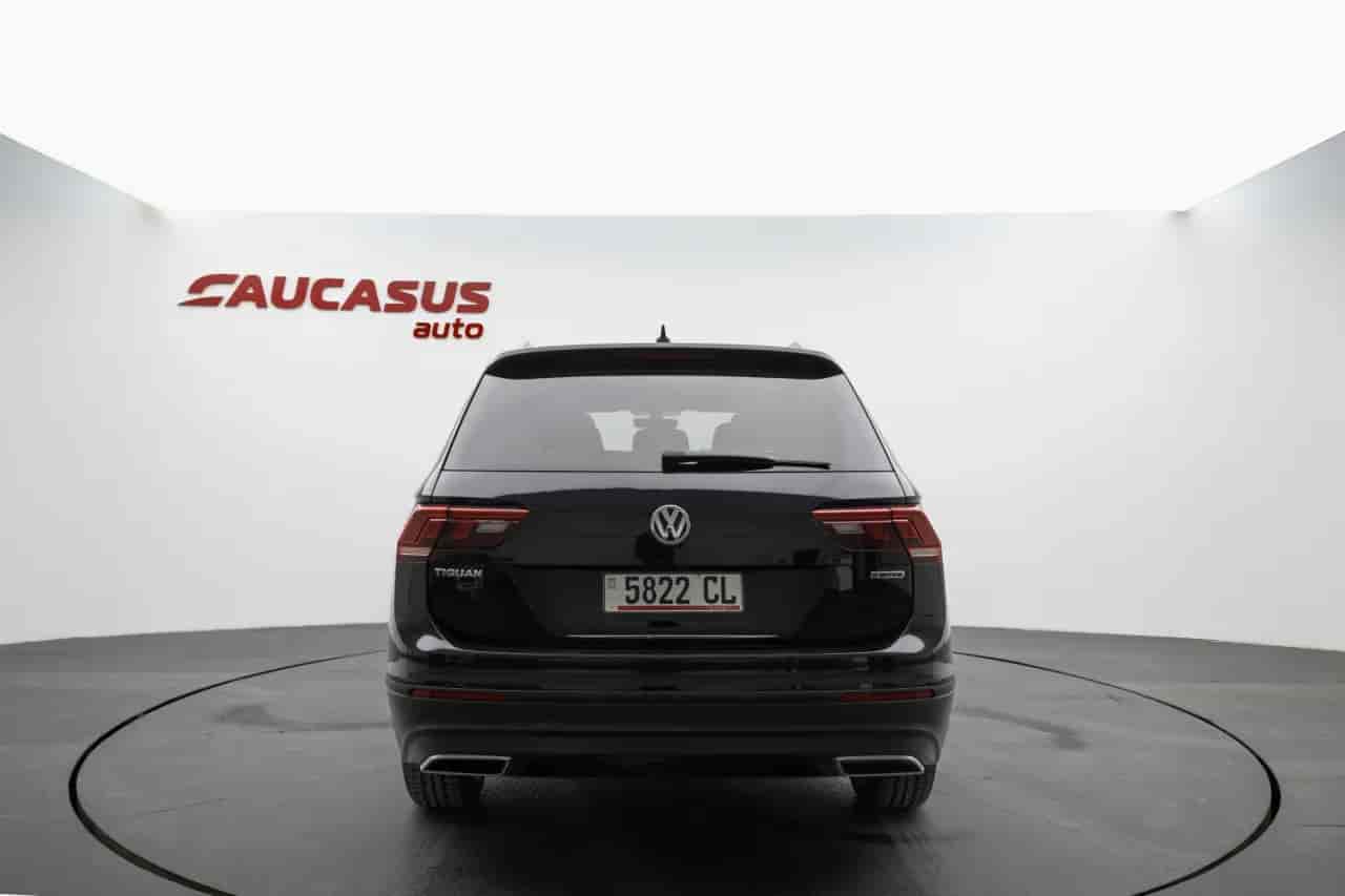 VOLKSWAGEN Tiguan - 3