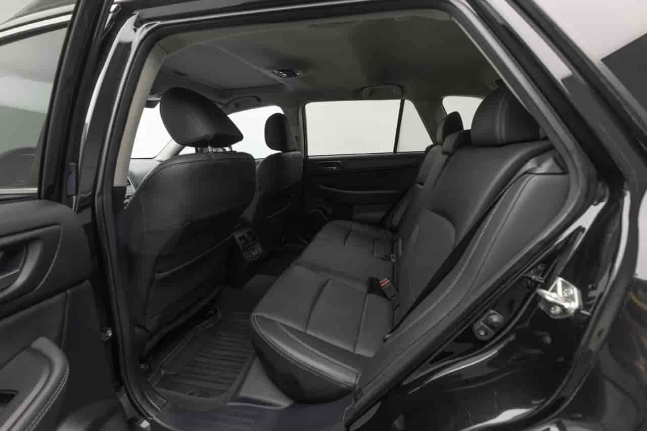 SUBARU Outback - 8
