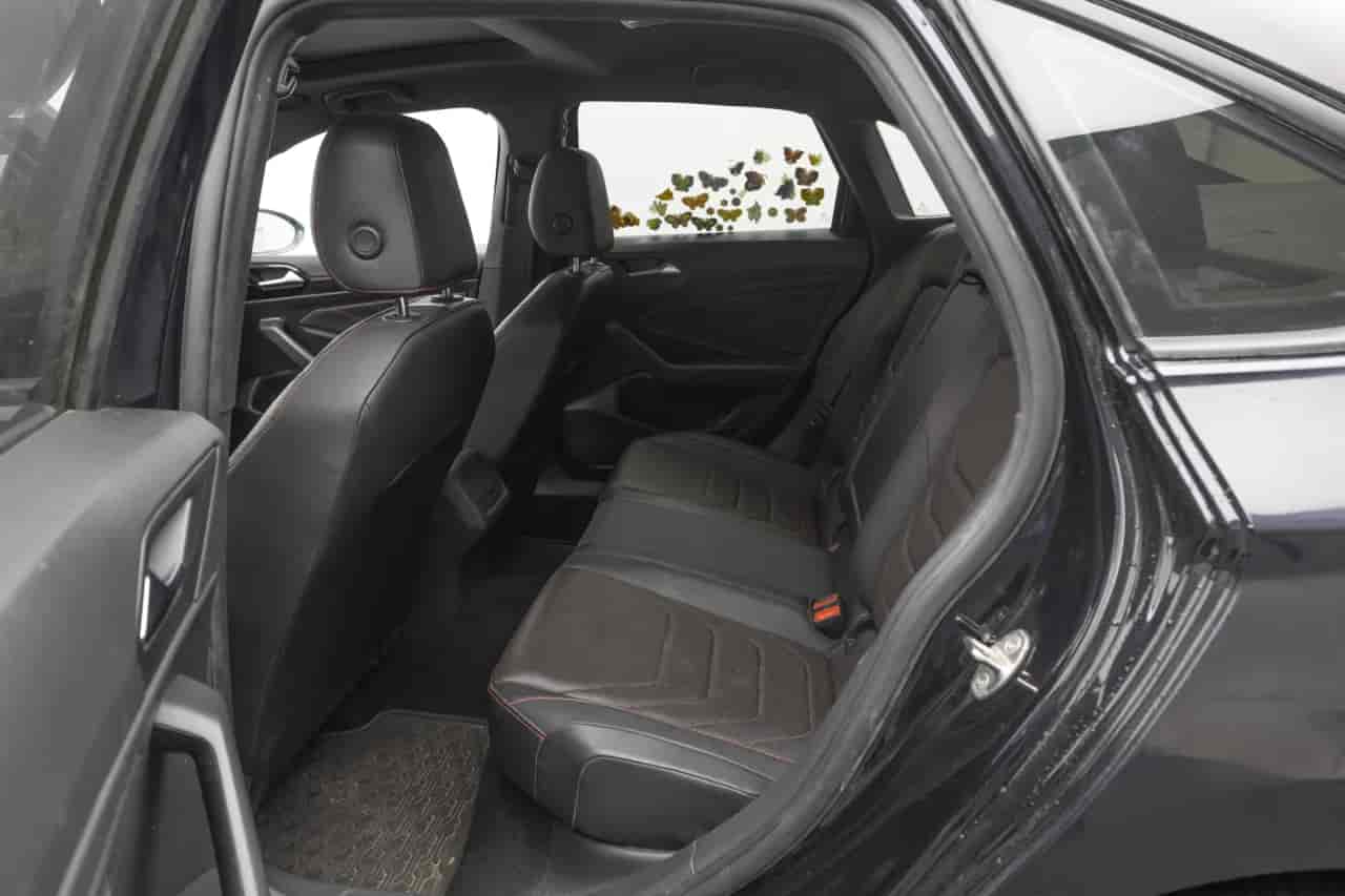 VOLKSWAGEN Jetta GLI - 8
