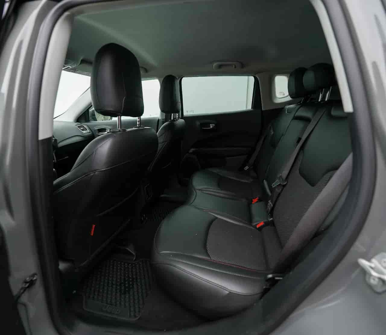 JEEP Compass - 8