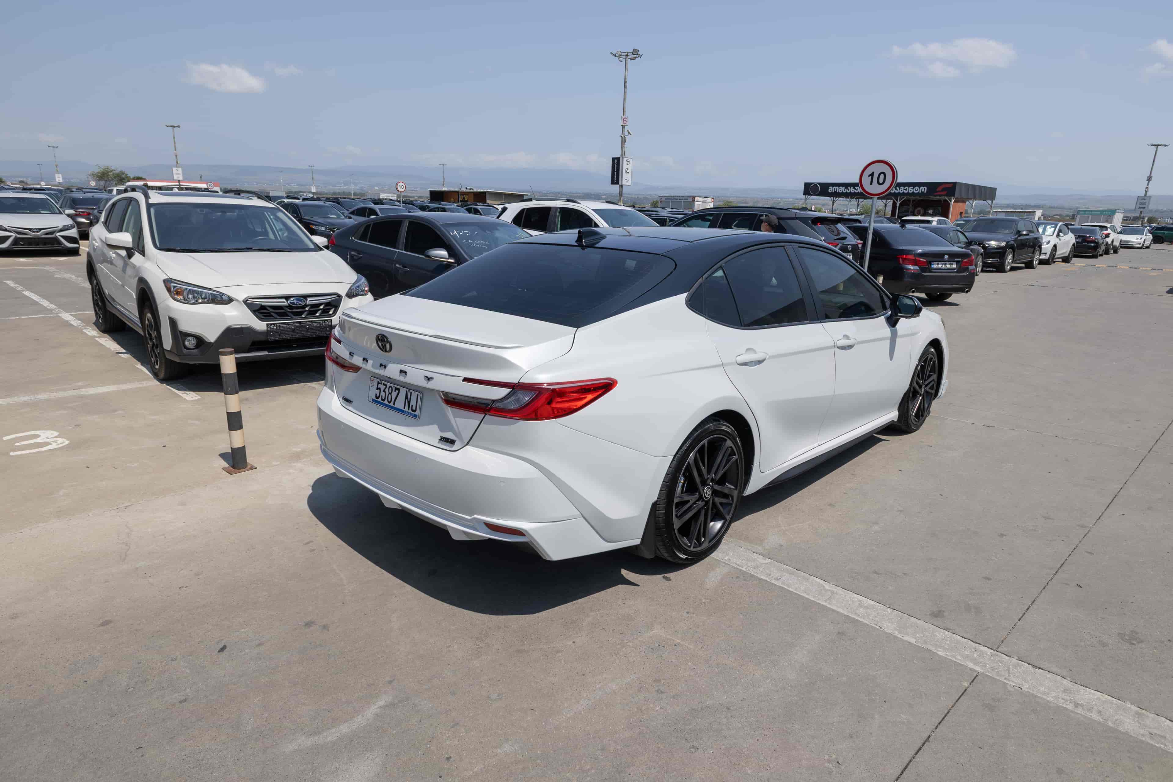 TOYOTA Camry - 4