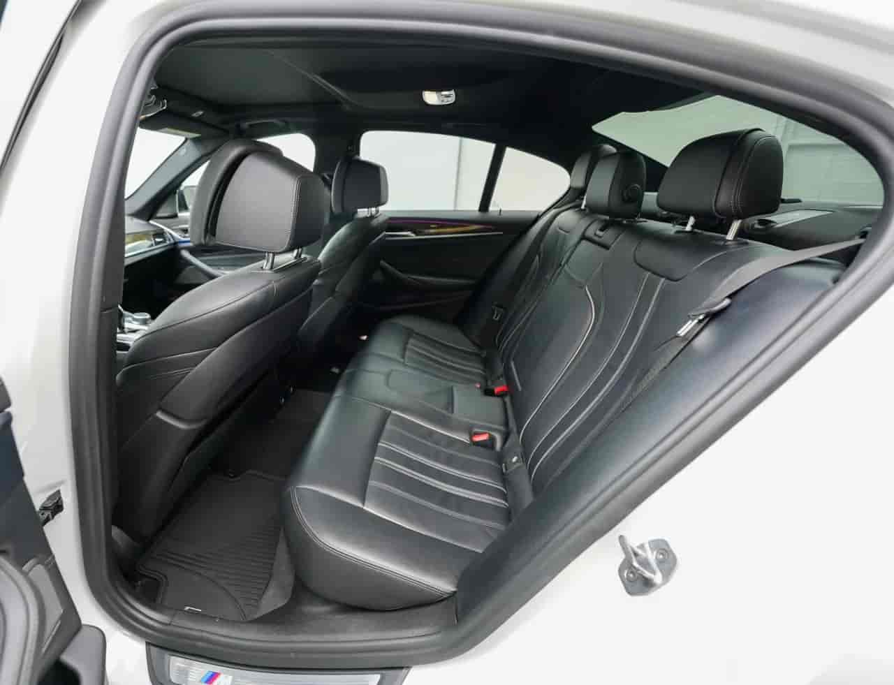 BMW 540i - 8