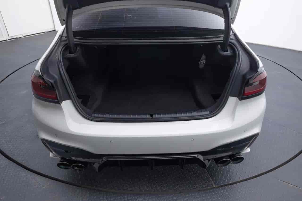 BMW 5-Series - 7