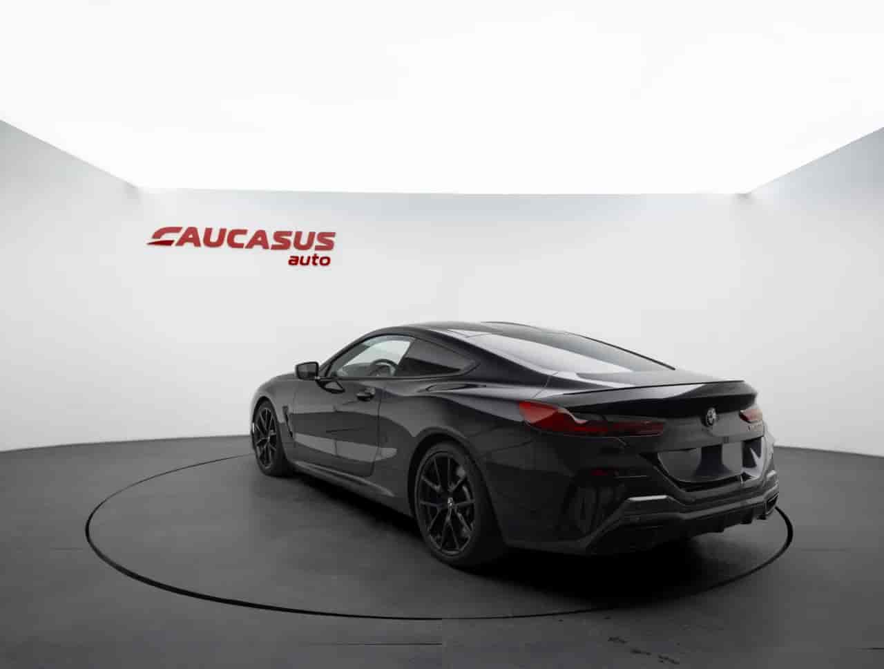 BMW M850i - 6