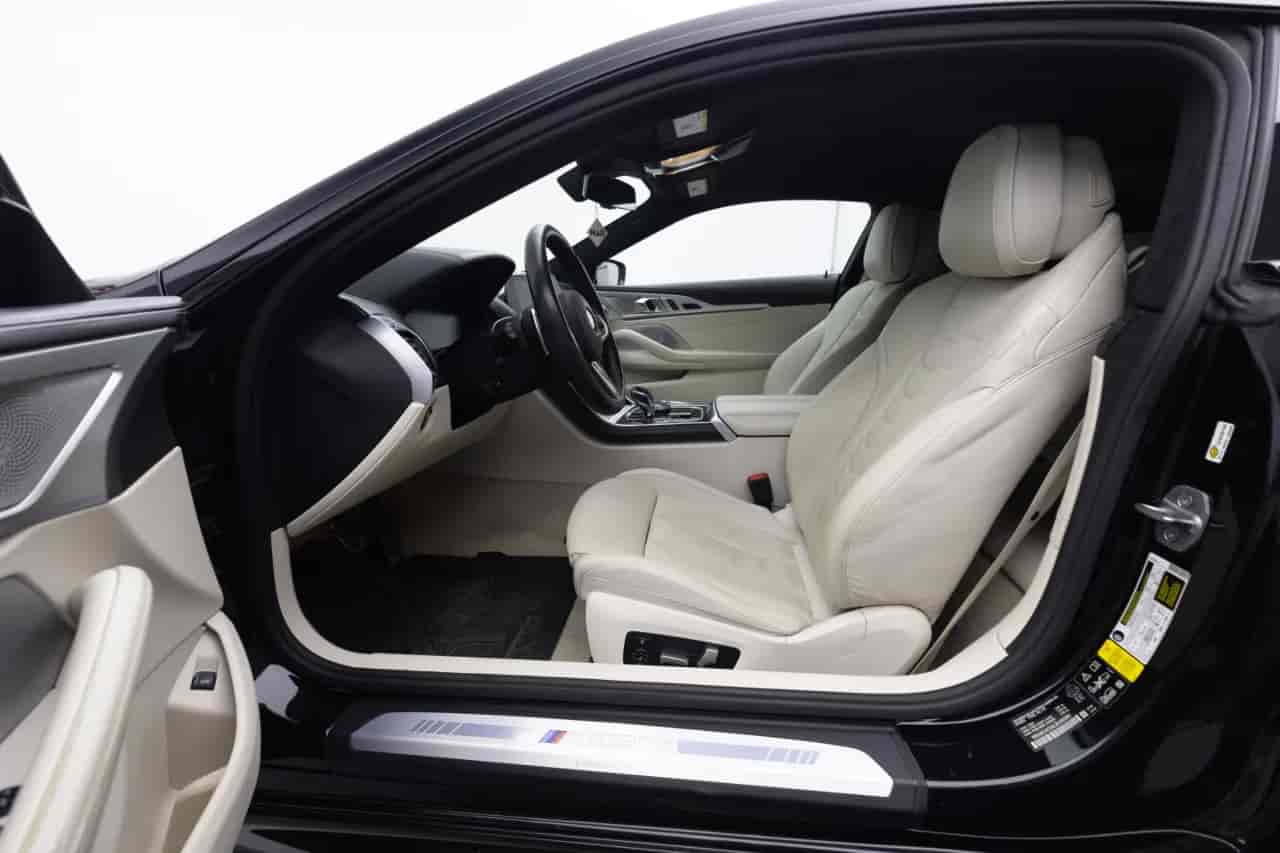 BMW M850i - 8