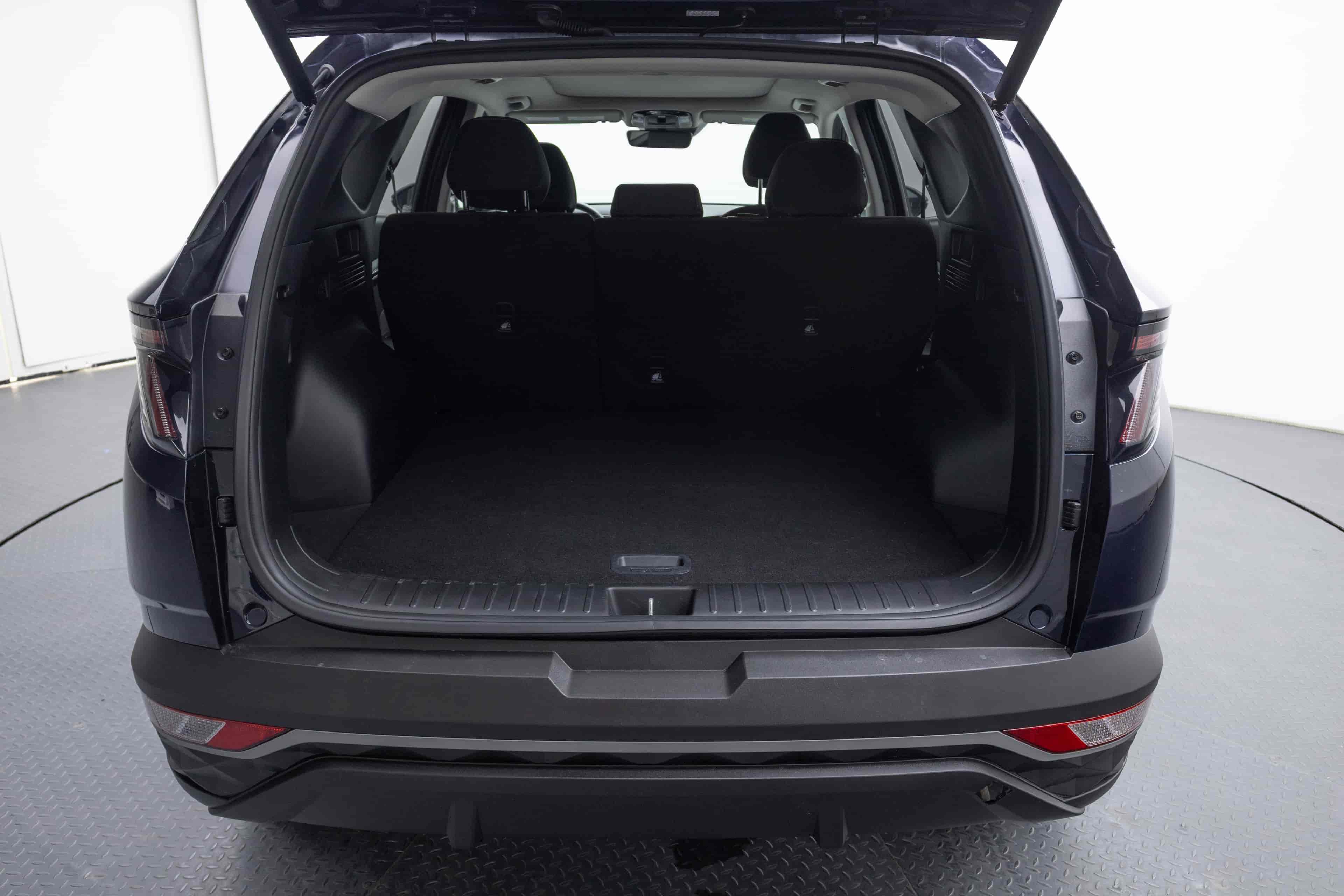 HYUNDAI Tucson - 7