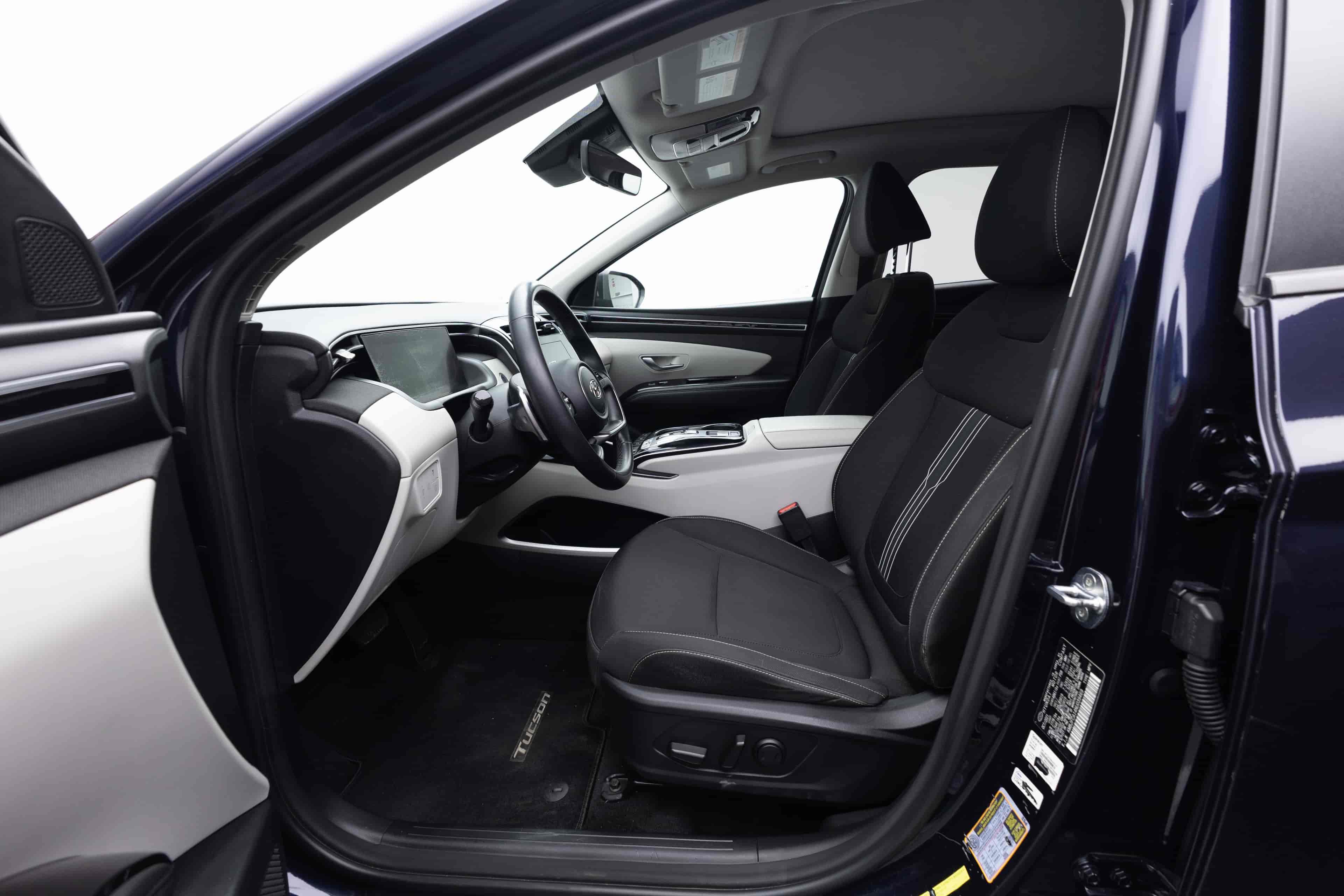 HYUNDAI Tucson - 10