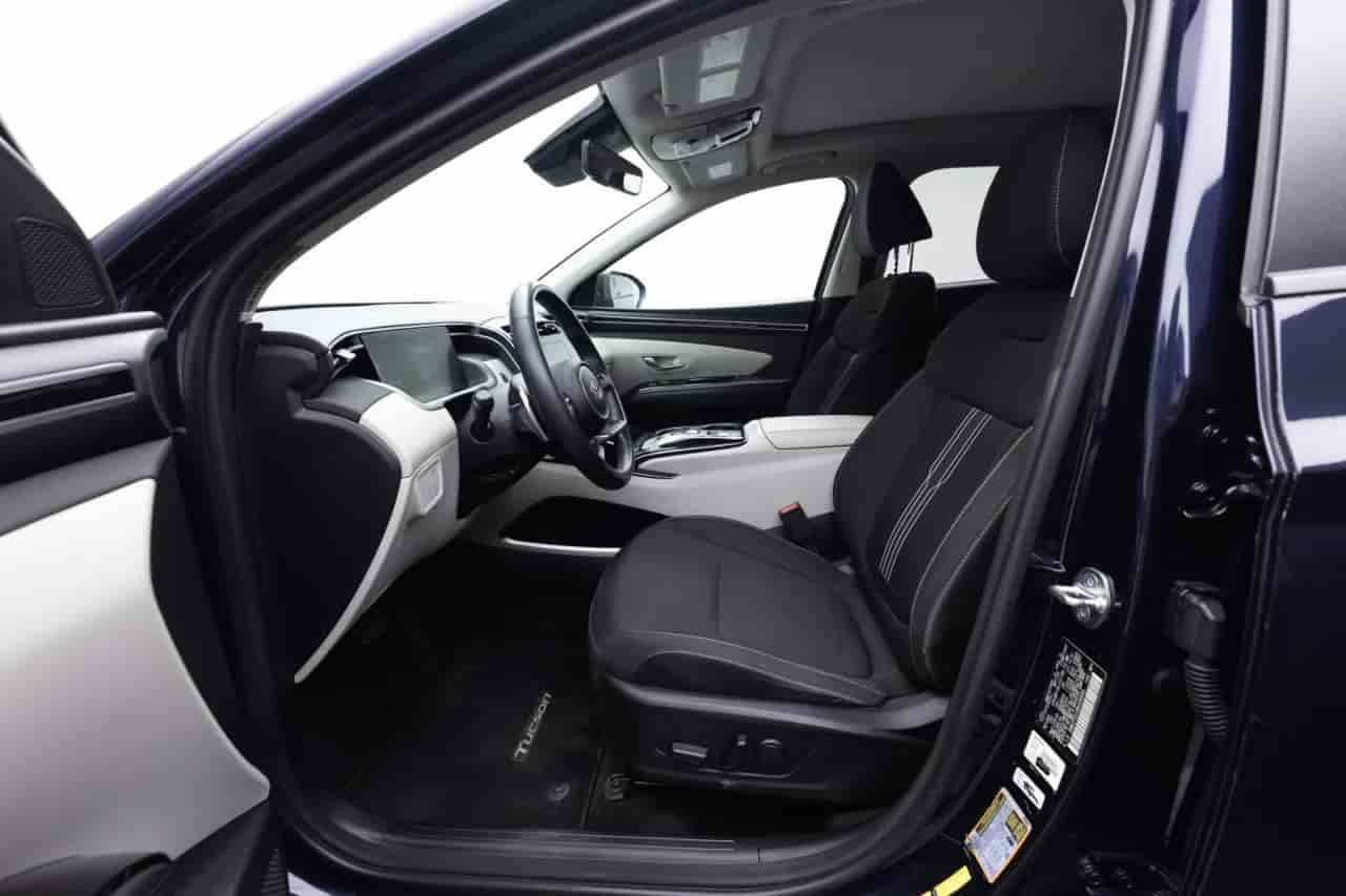 HYUNDAI Tucson - 10
