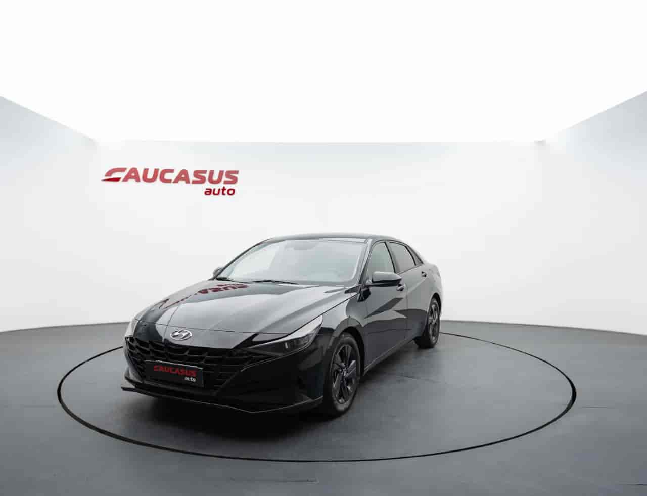 HYUNDAI Elantra - 1
